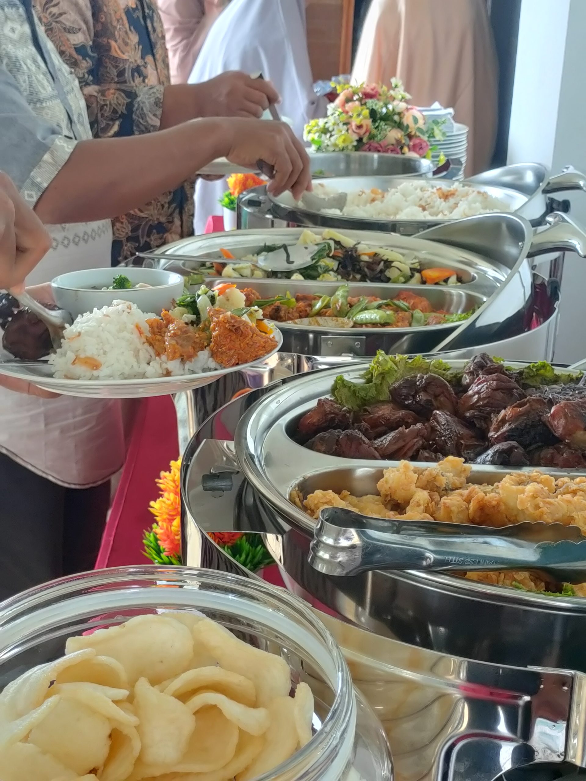 cerita catering yang disajikan dalam penerbangan... Harga Catering Pernikahan Jogja dan Estimasinya - Orisa Catering